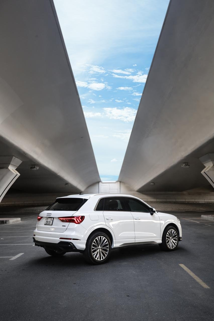 Audi Q 3 249 Aed pr day 2022