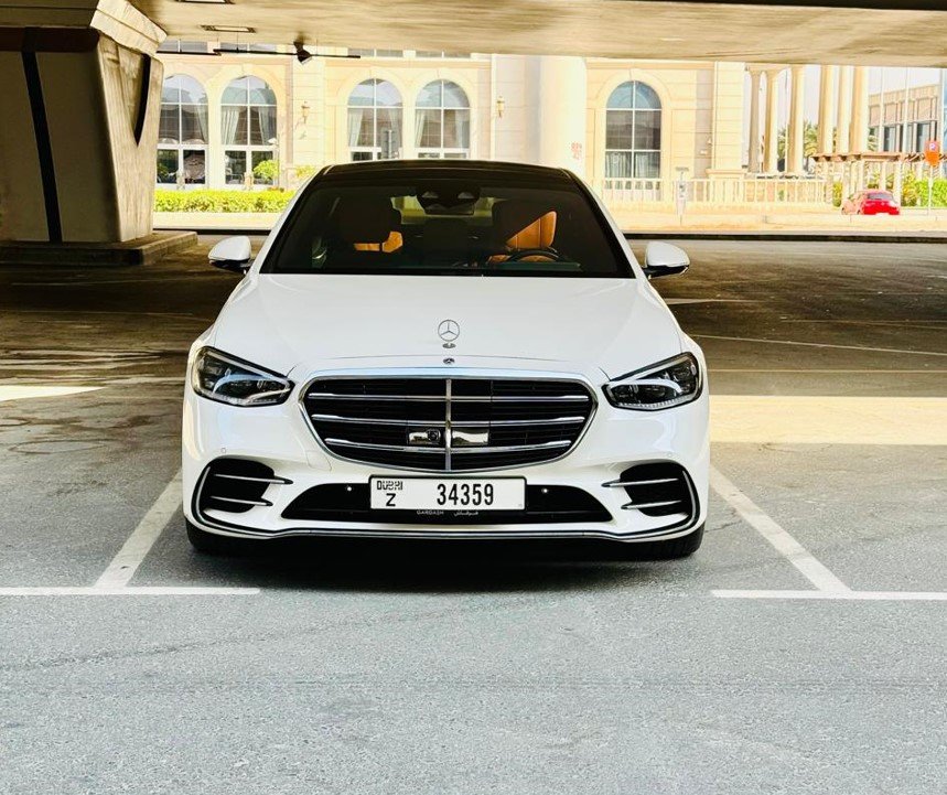 Mercedes S500 2022 – Sedan 5 Seater, Full Option, GCC Specs, Safety Features-CARLUX RENT A CAR