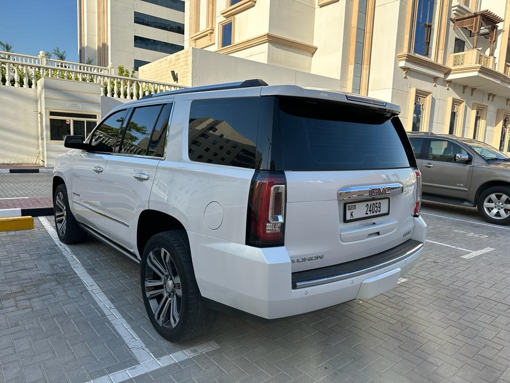 GMC Yukon Denali
