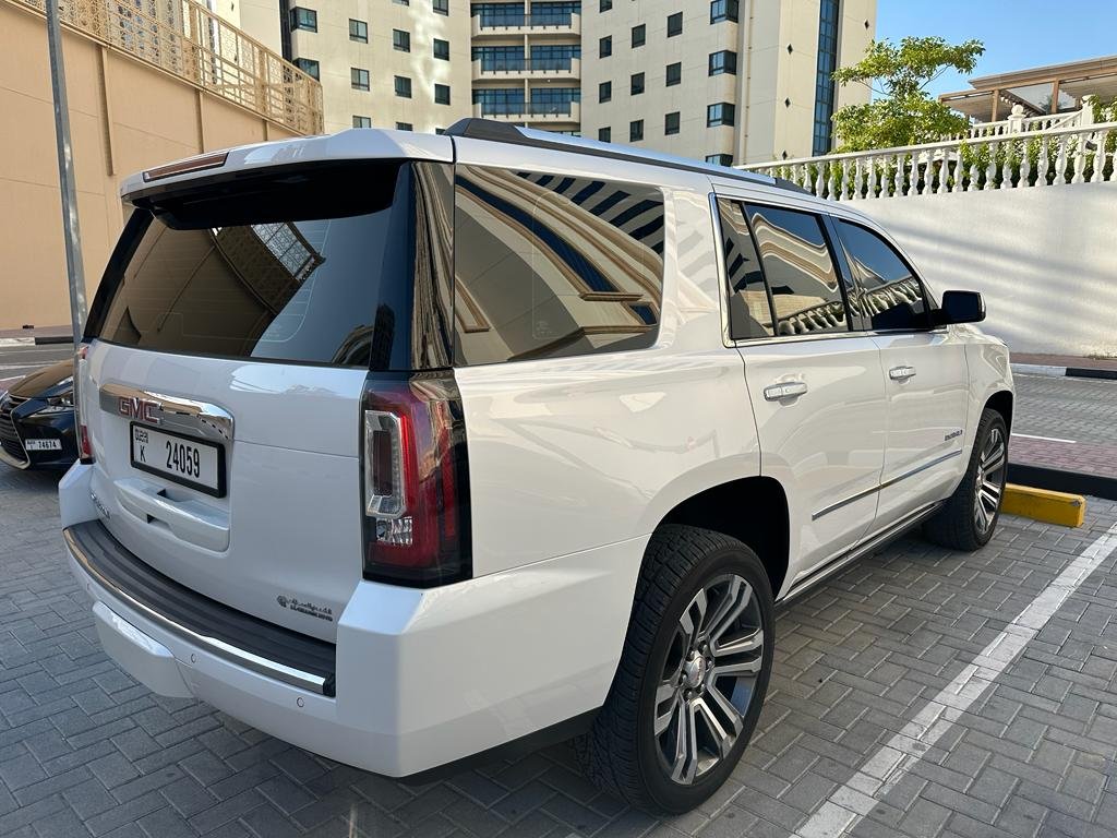 GMC Yukon Denali