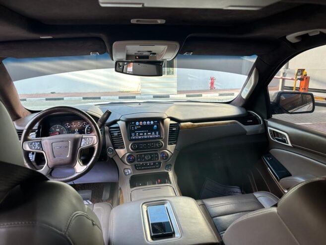 GMC Yukon Denali